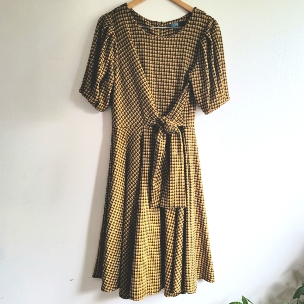 Eva Franco, Faux Wrap Waist Midi Length Dress, Mustard/Orange/Navy, Size 8